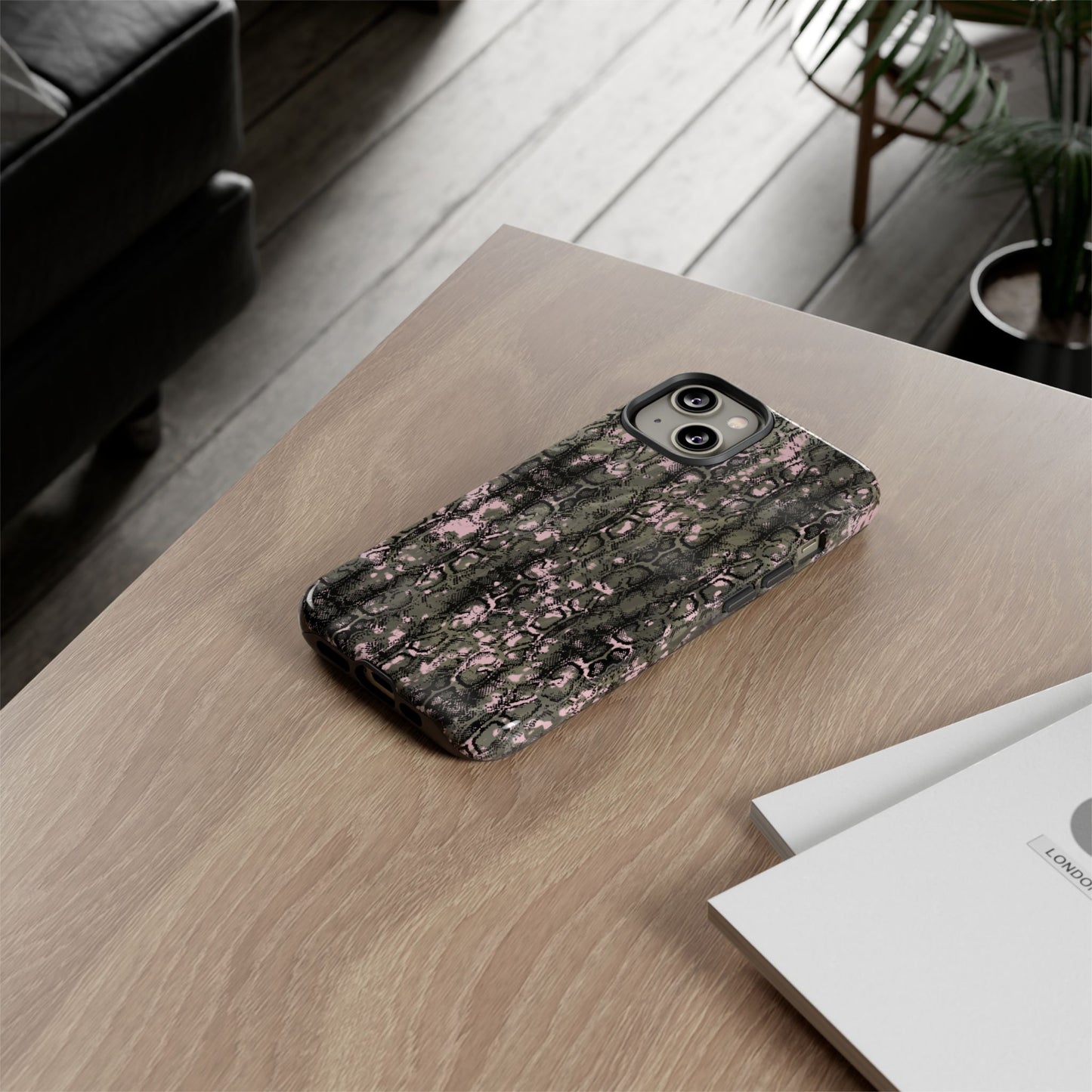 Camo Snake Pattern Phone Case – Rugged Protection Meets Bold Style Turn heads while protecting your phone with this fierce camo snake pattern case—where urban edge meets outdoor grit.