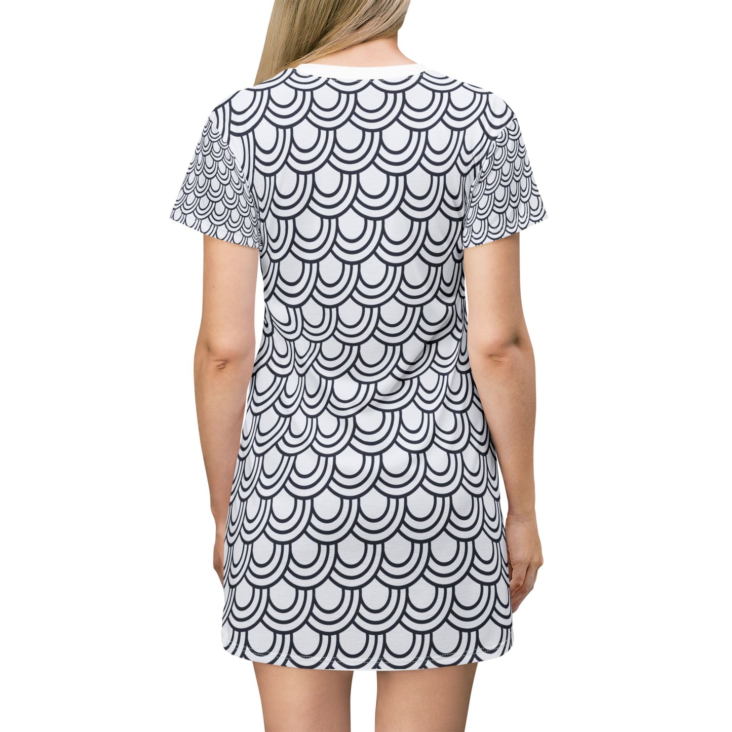 Chic Patterned T-Shirt Dress - Stylish, Comfortable, Perfect for Summer Outings