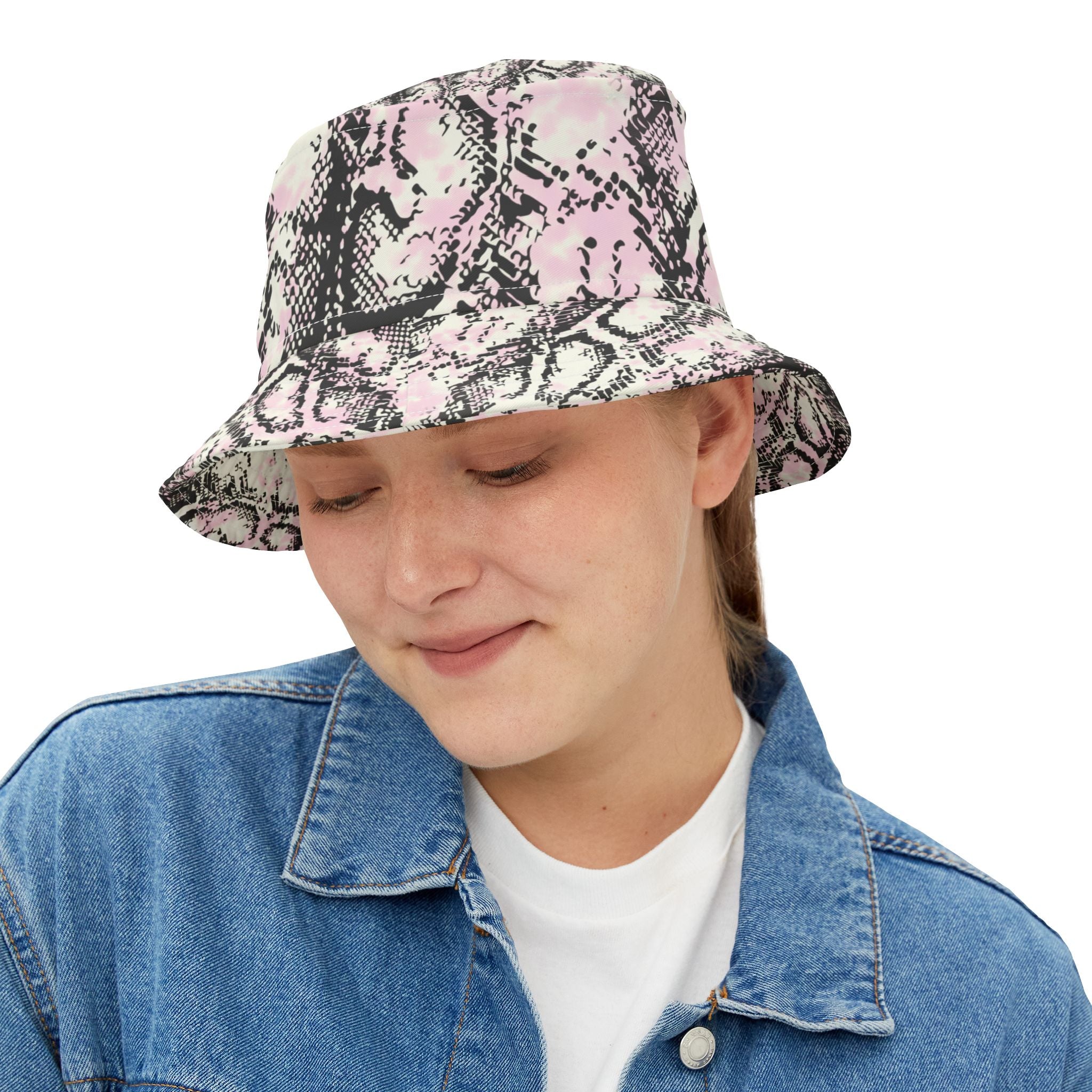 Trendy Snakeskin Bucket Hat - Fashionable Summer Accessory