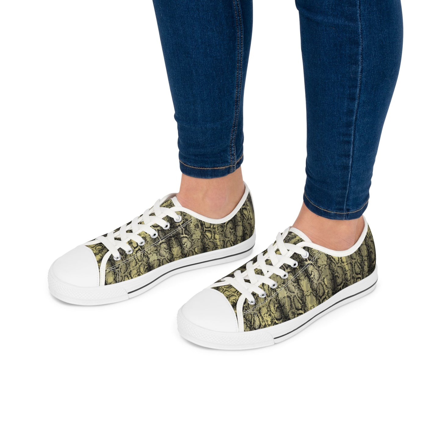 Stylish Women's Low Top Sneakers - Vintage Snake Print Casual Shoes