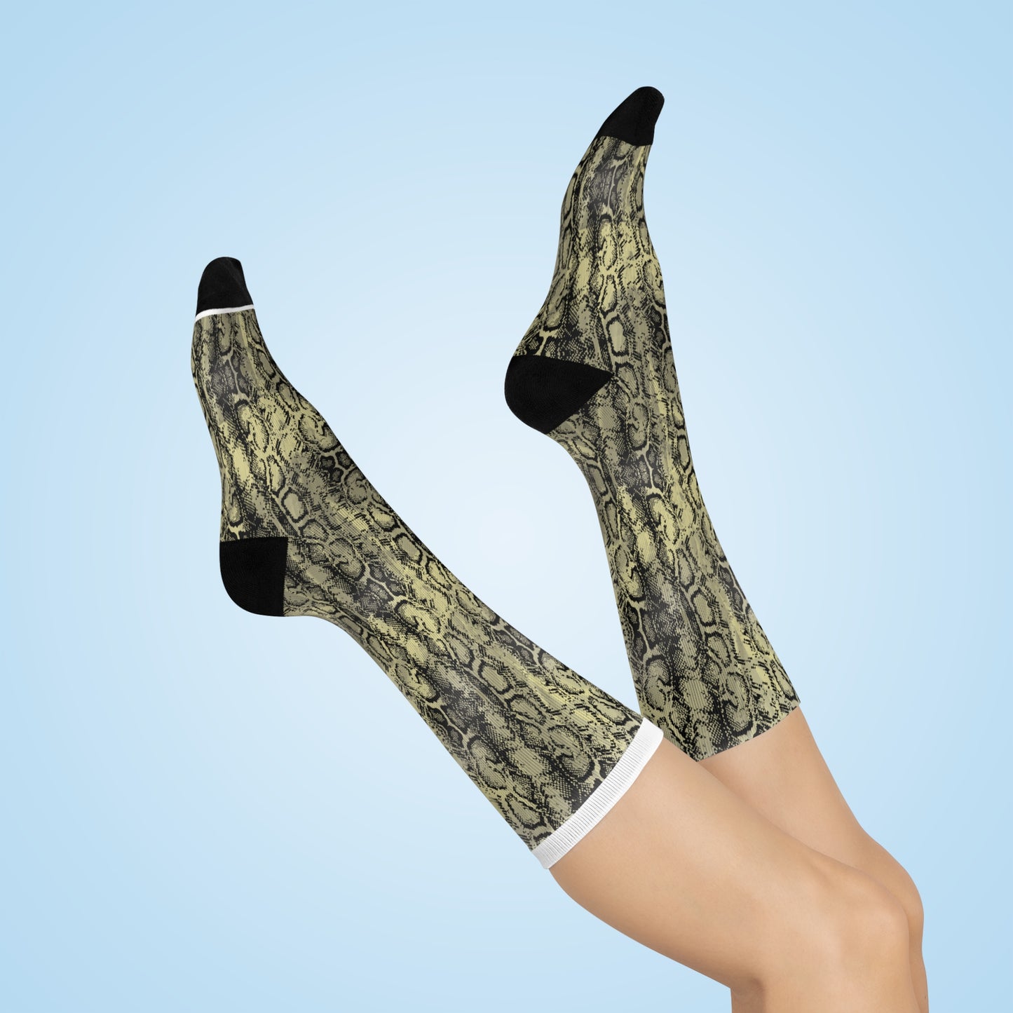 Snakeskin Cushioned Crew Socks – Stylish Comfort for Everyday Wear