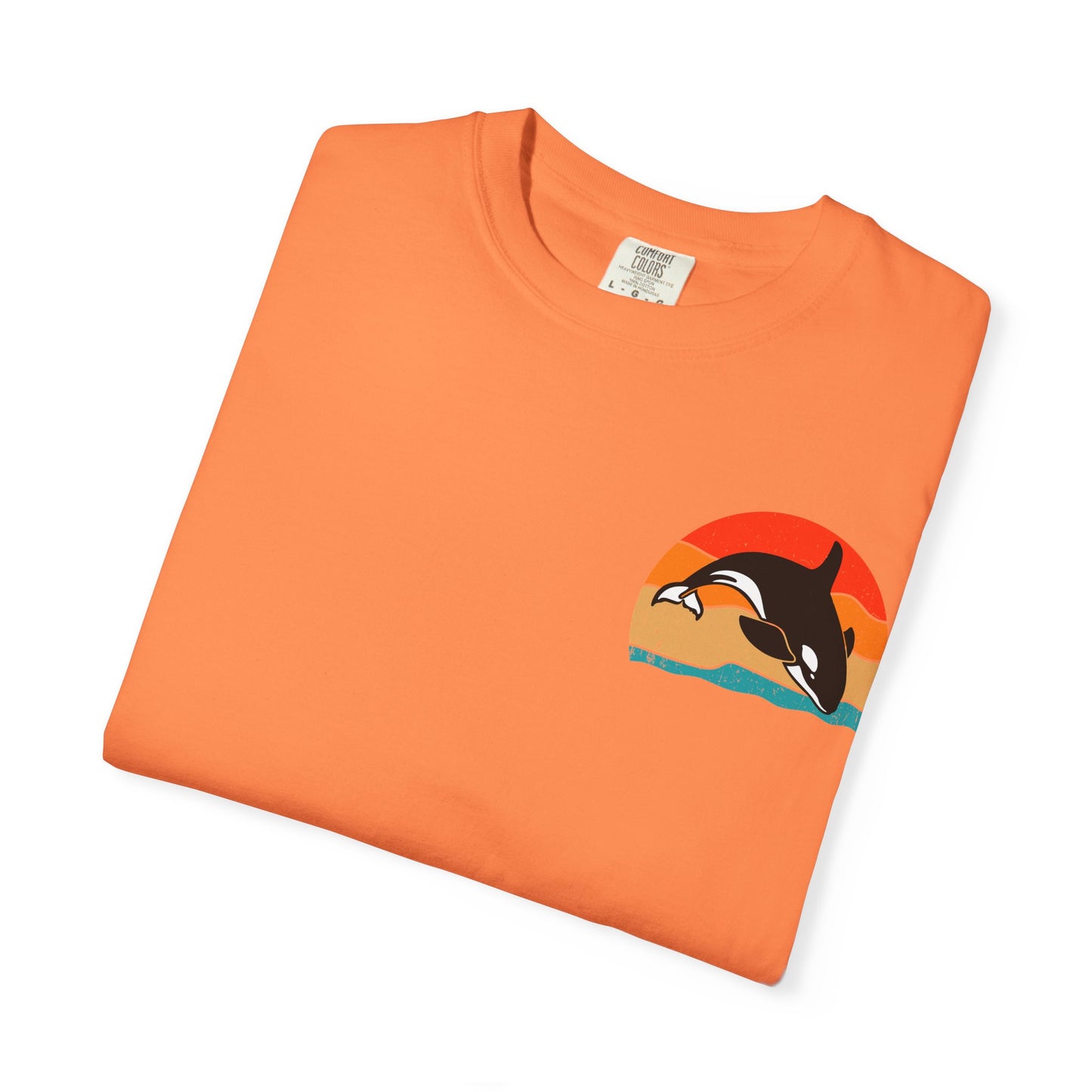 Ocean Sunset Orca Unisex T-Shirt - Relaxed, Vibrant Beach Vibes