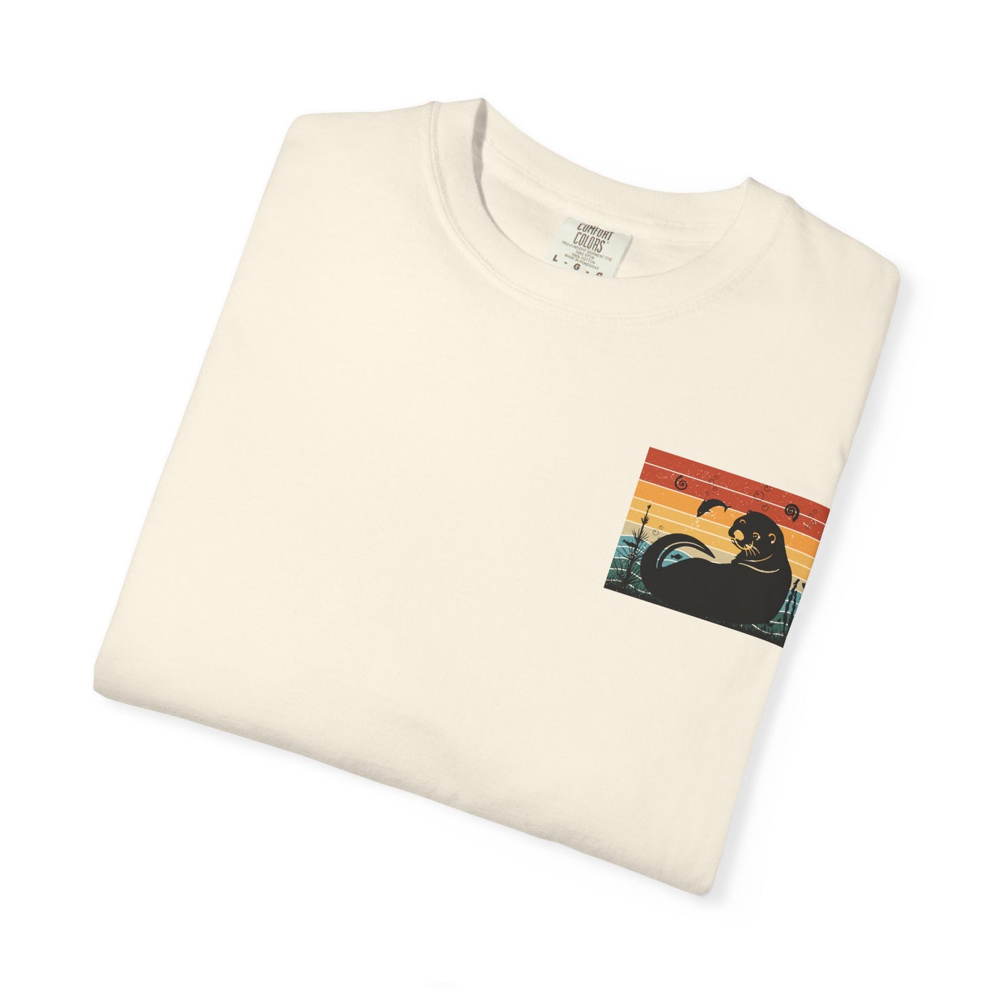 Retro Otter Graphic Unisex T-Shirt – Perfect for Animal Lovers