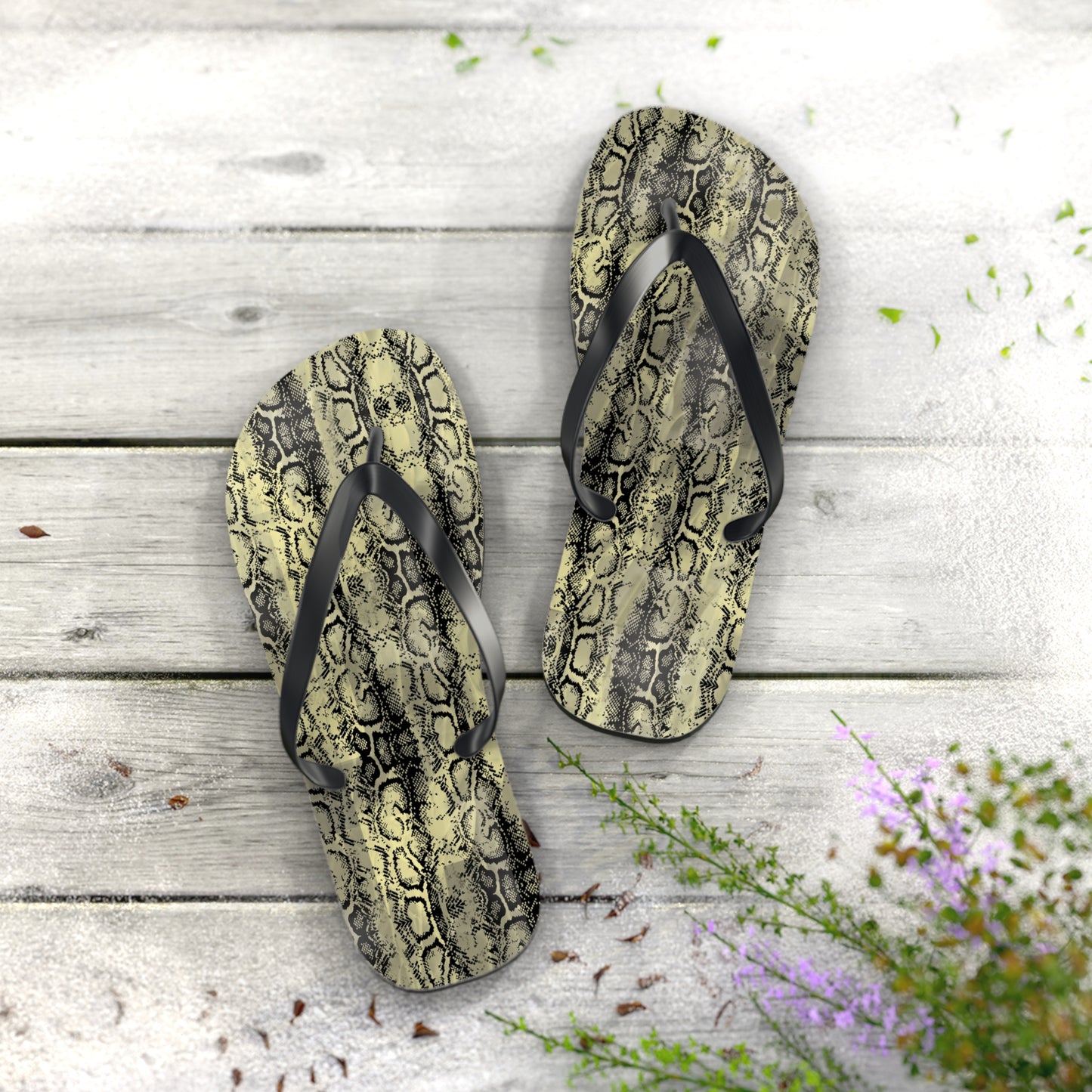 Snakeskin Flip Flops - Trendy Summer Footwear for Beach Days