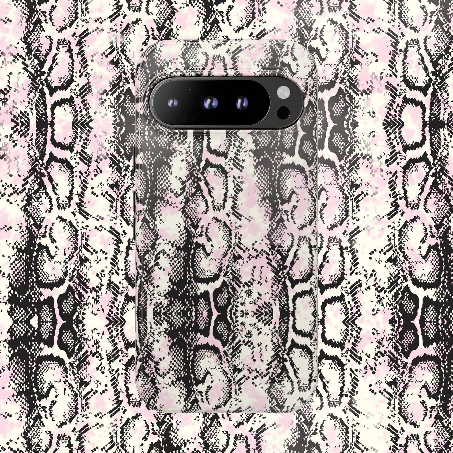 Stylish Snake Print Phone Case - Tough Protection for Trendsetters
