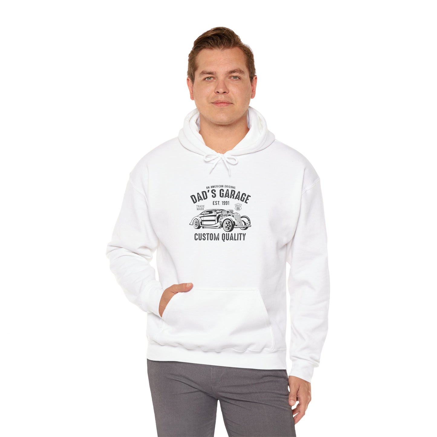 Vintage Dad's Garage Hoodie - Unisex Heavy Blend Sweatshirt