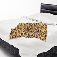 Cozy Leopard Print Velveteen Blanket for Snuggling and Home Decor