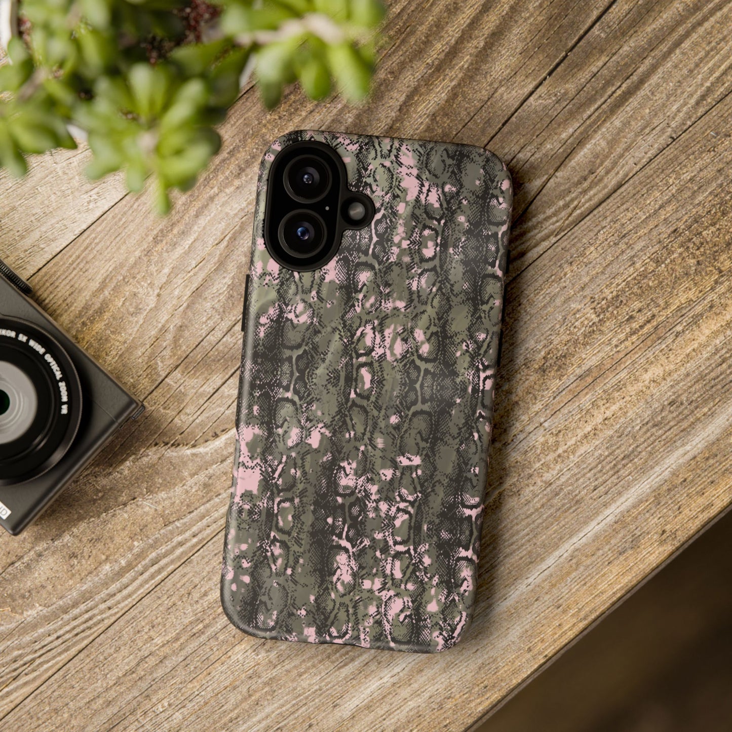Stylish Snake Print Phone Case for Tough Protection