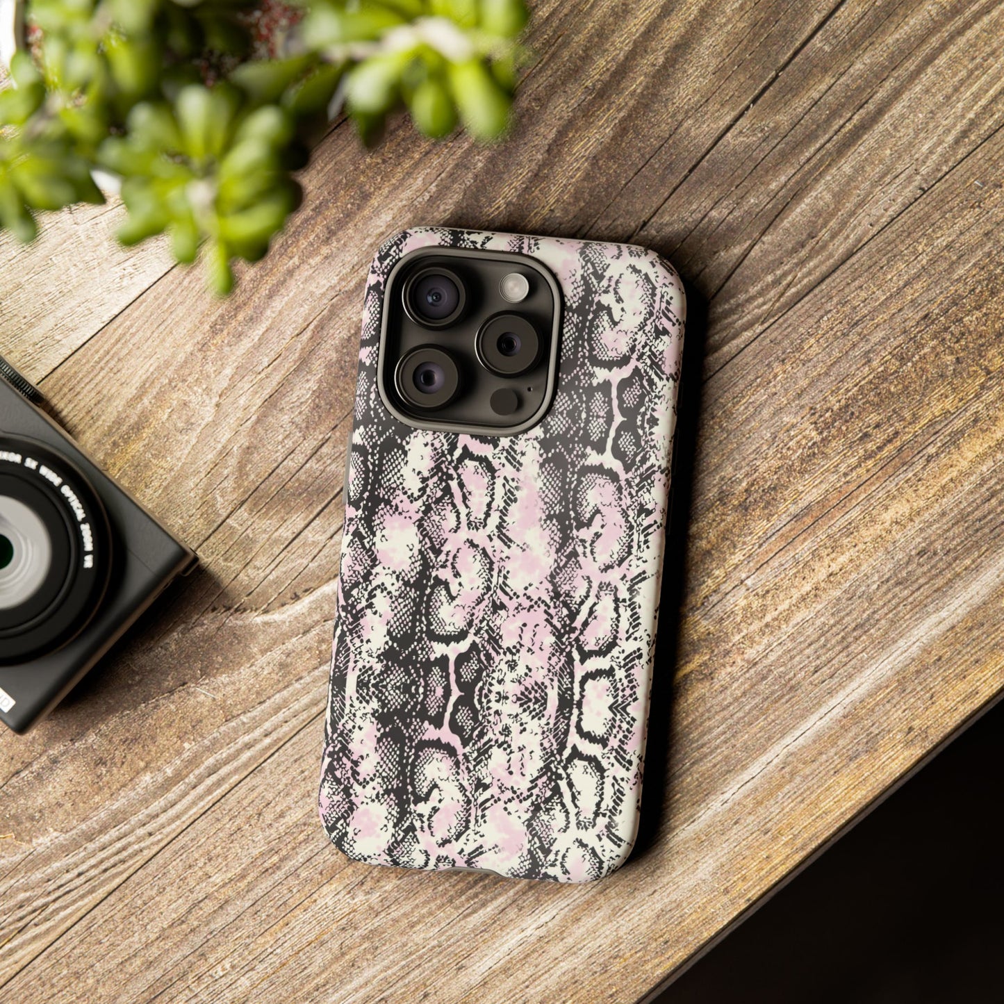 Stylish Snake Print Phone Case – Trendy Design, Tough Protection  Make a bold fashion statement while keeping your phone safe with this sleek and durable snake print case.