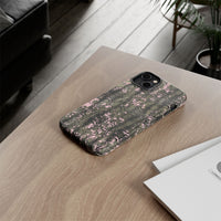 Stylish Snake Print Phone Case for Tough Protection