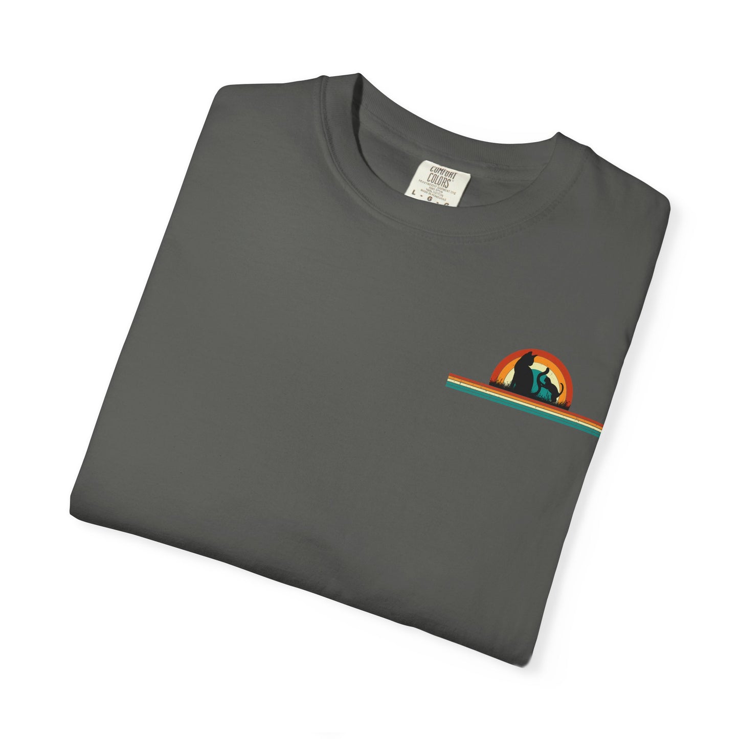 Unisex Cat & Dog Sunset Graphic T-Shirt - Casual Animal Lover Tee