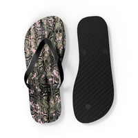 Trendy Pink Camouflage Flip Flops - Stylish Summer Sandals for Casual Wear