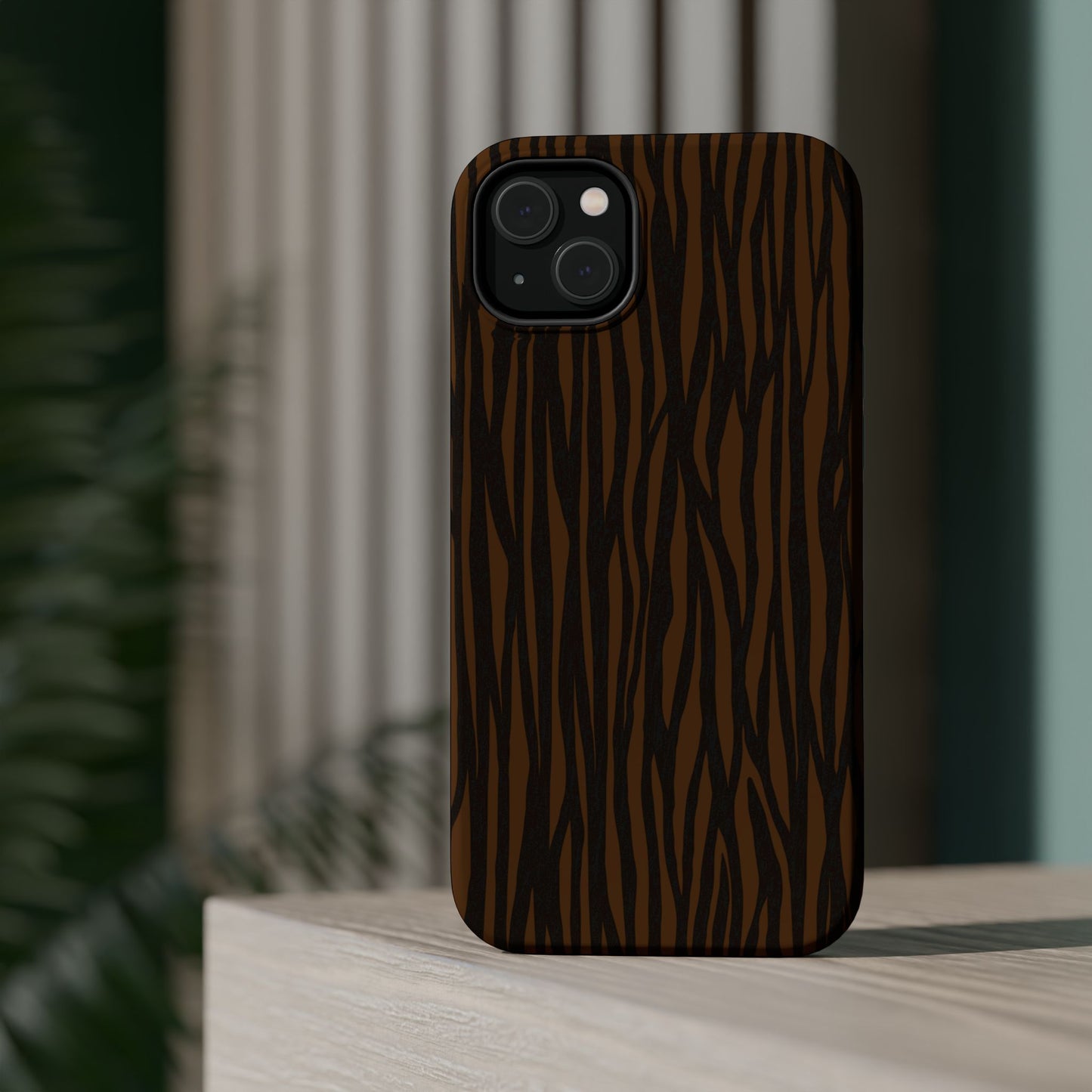 Stylish Magnetic Tough Phone Case - Bold Striped Design
