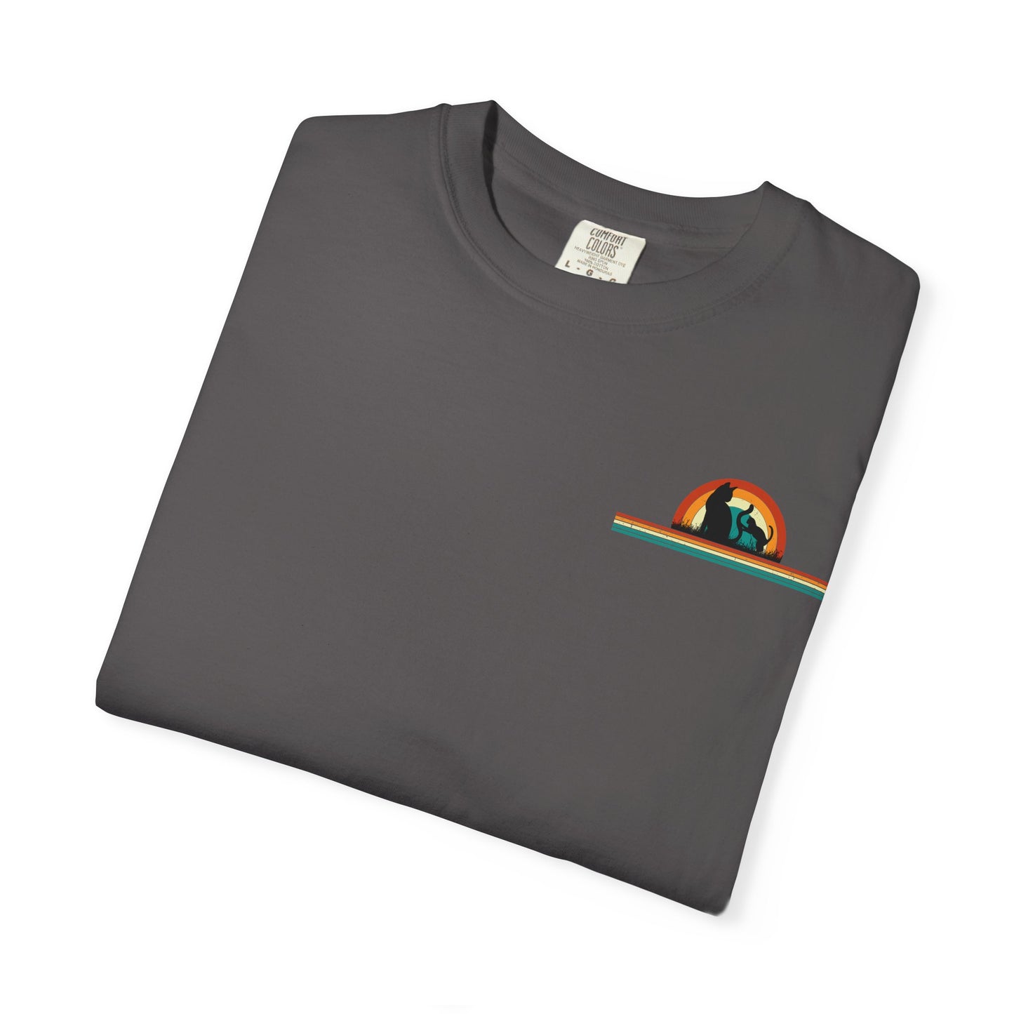 Unisex Cat & Dog Sunset Graphic T-Shirt - Casual Animal Lover Tee