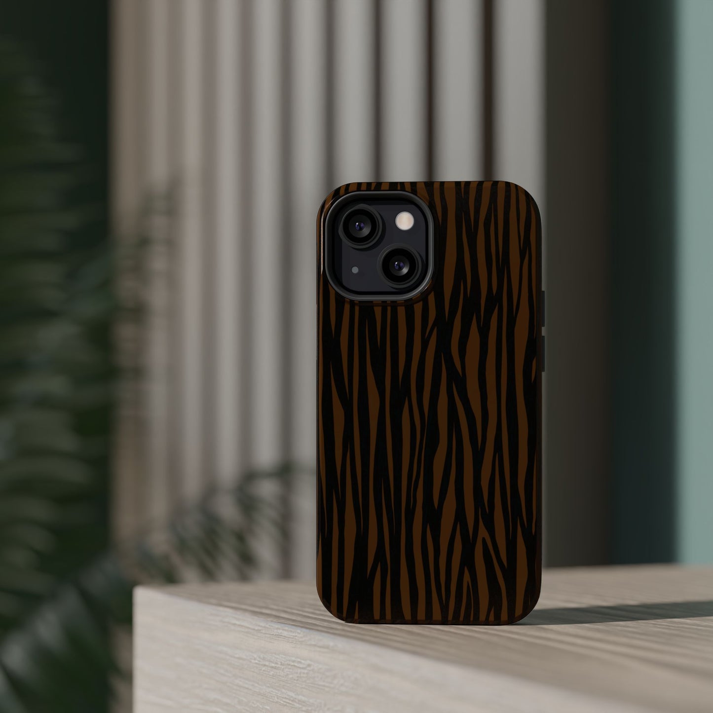 Stylish Magnetic Tough Phone Case - Bold Striped Design