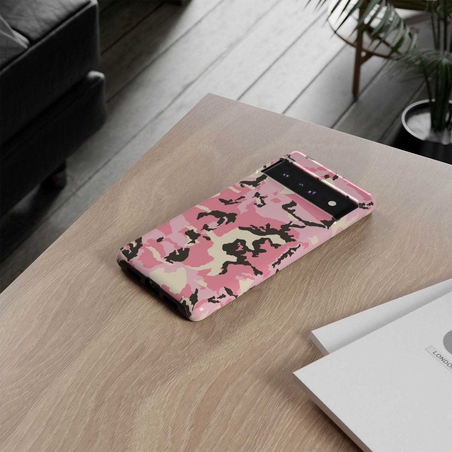 Stylish Pink Camouflage Phone Case – Tough Cases for Trendsetters