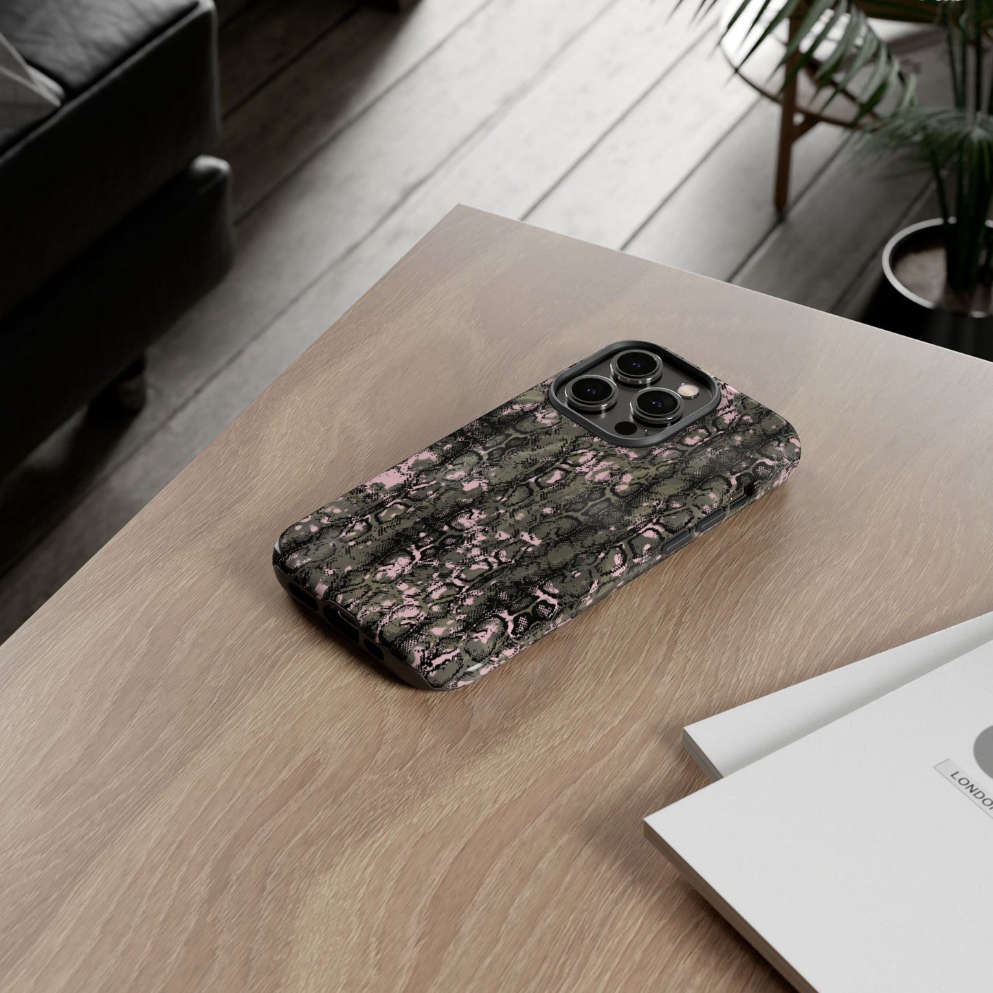 Stylish Snake Print Phone Case for Tough Protection