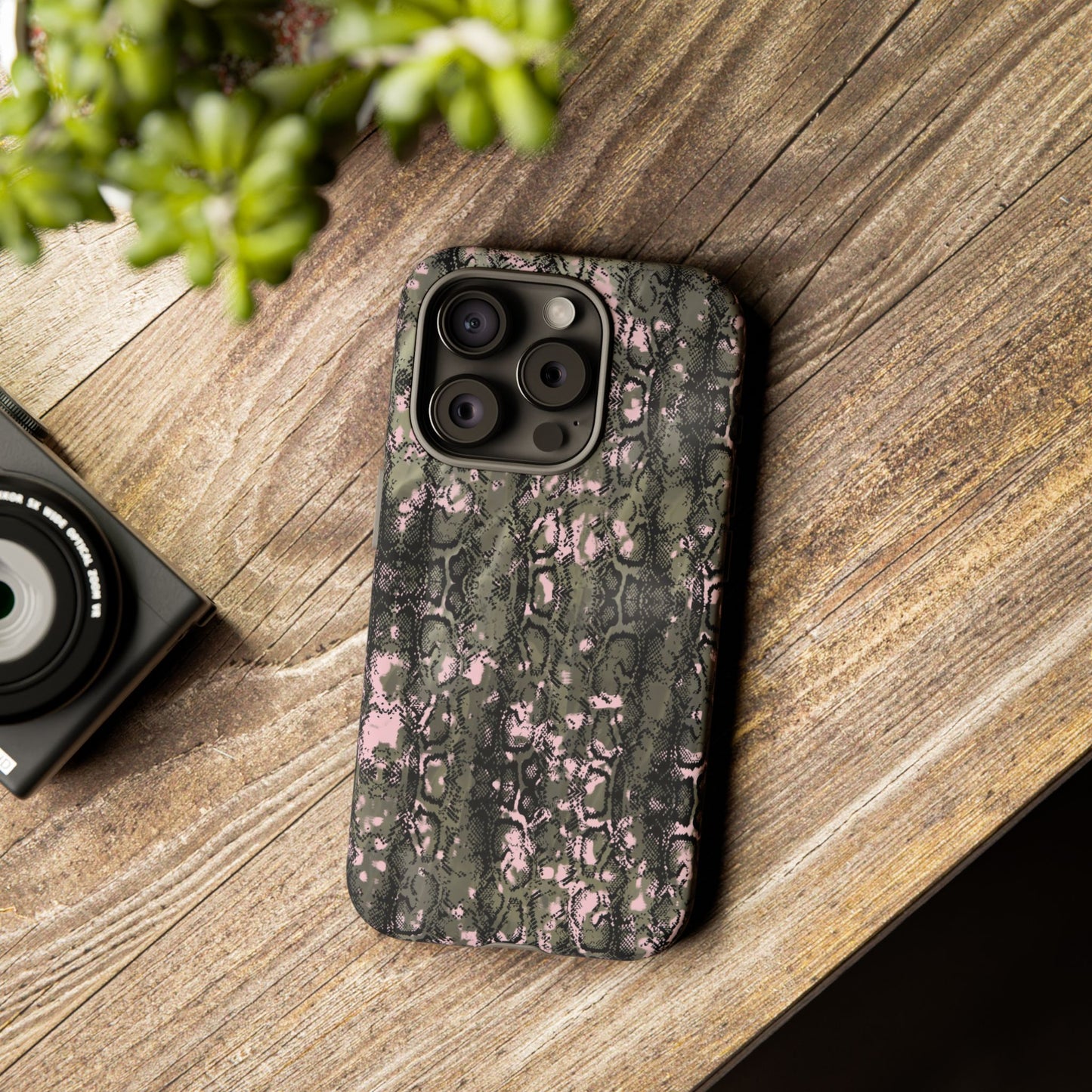 Stylish Snake Print Phone Case for Tough Protection