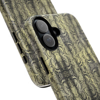 Snake Pattern Phone Case – Tough & Stylish Protection for Your Device  Show off your wild side while keeping your phone protected with this sleek snake pattern case—designed for both fashion and function.