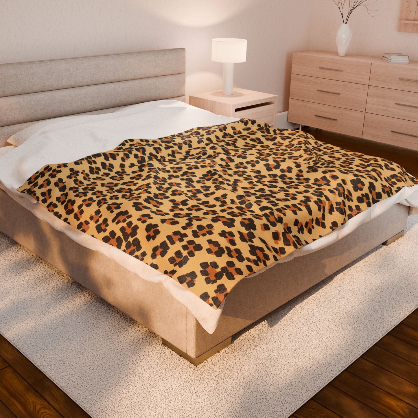 Cozy Leopard Print Velveteen Blanket for Snuggling and Home Decor