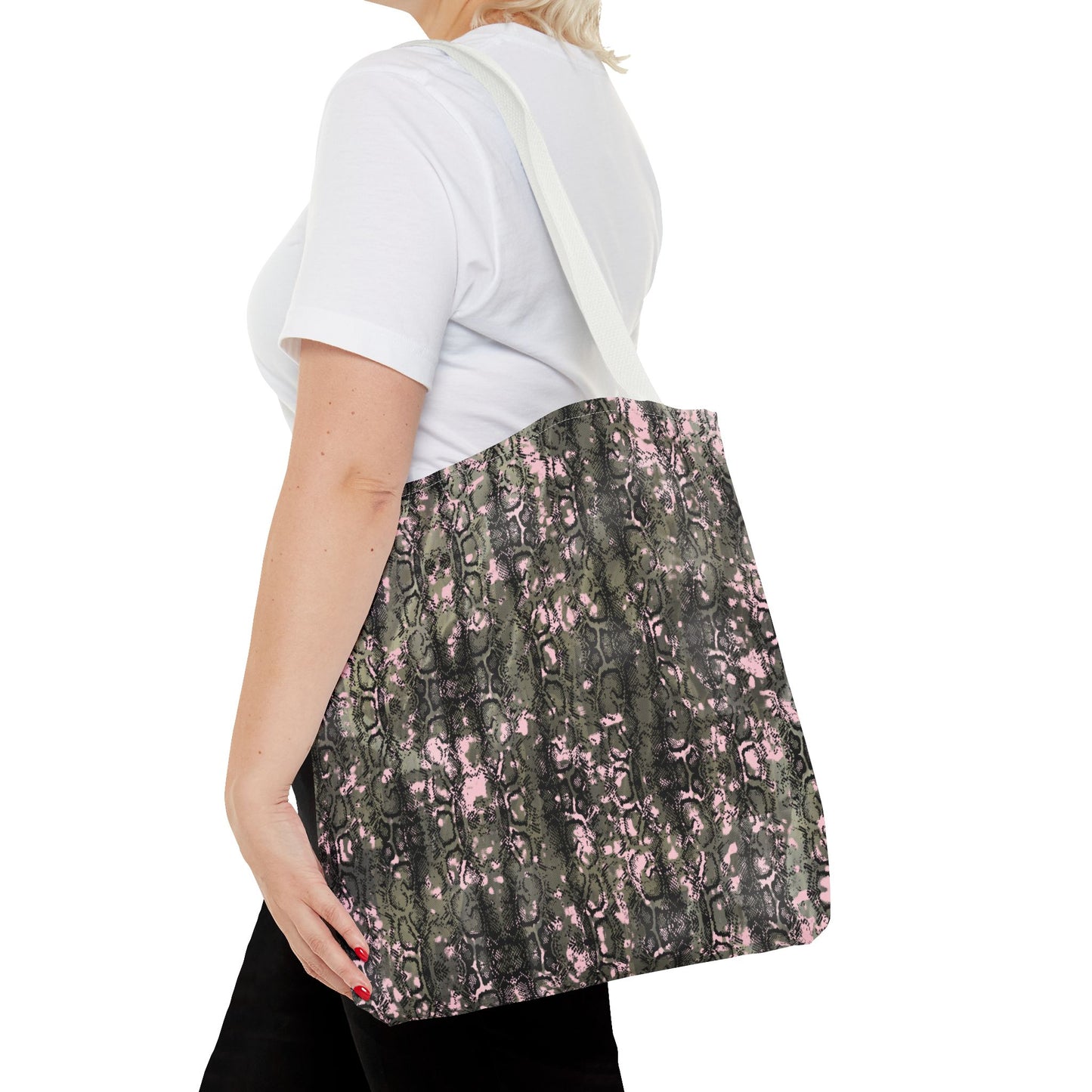 Trendy Camo Tote Bag - Stylish and Versatile Carryall