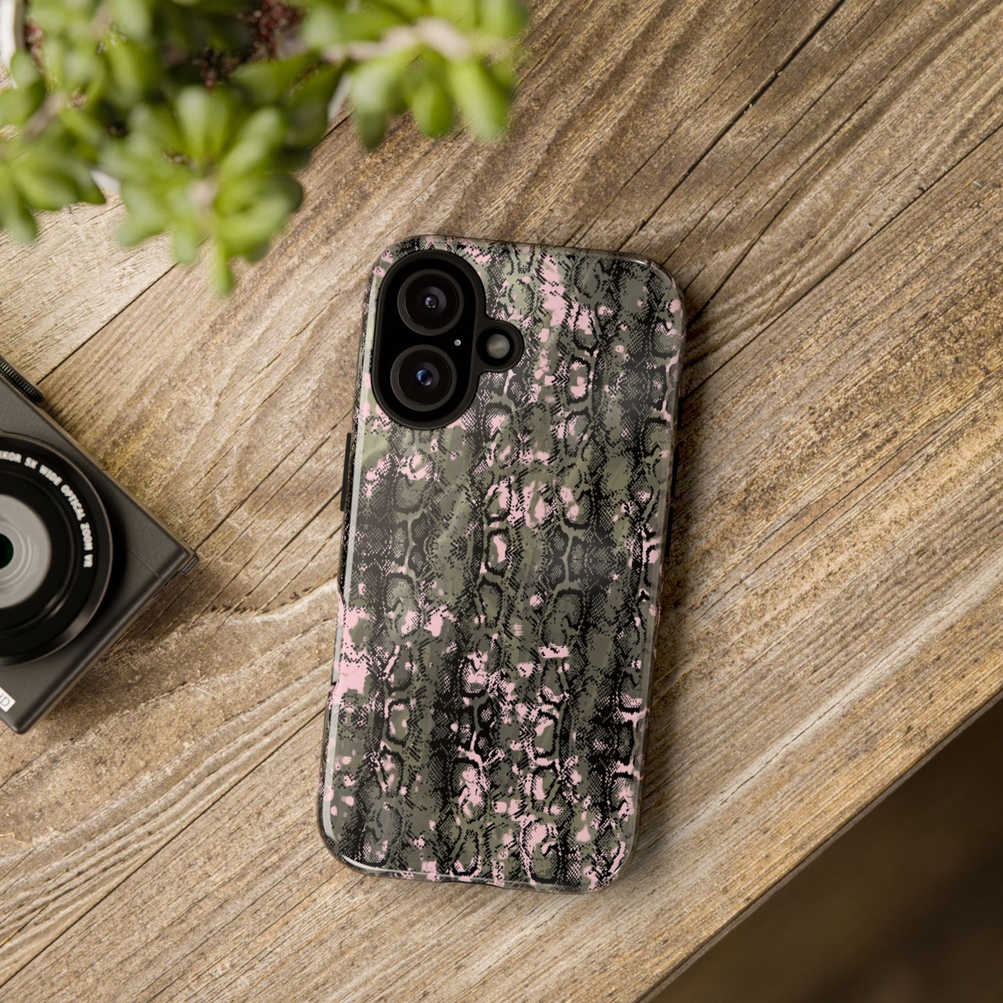 Stylish Snake Print Phone Case for Tough Protection