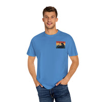 Retro Otter Graphic Unisex T-Shirt – Perfect for Animal Lovers