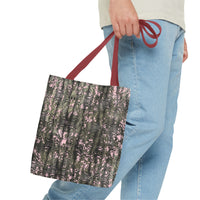 Trendy Camo Tote Bag - Stylish and Versatile Carryall