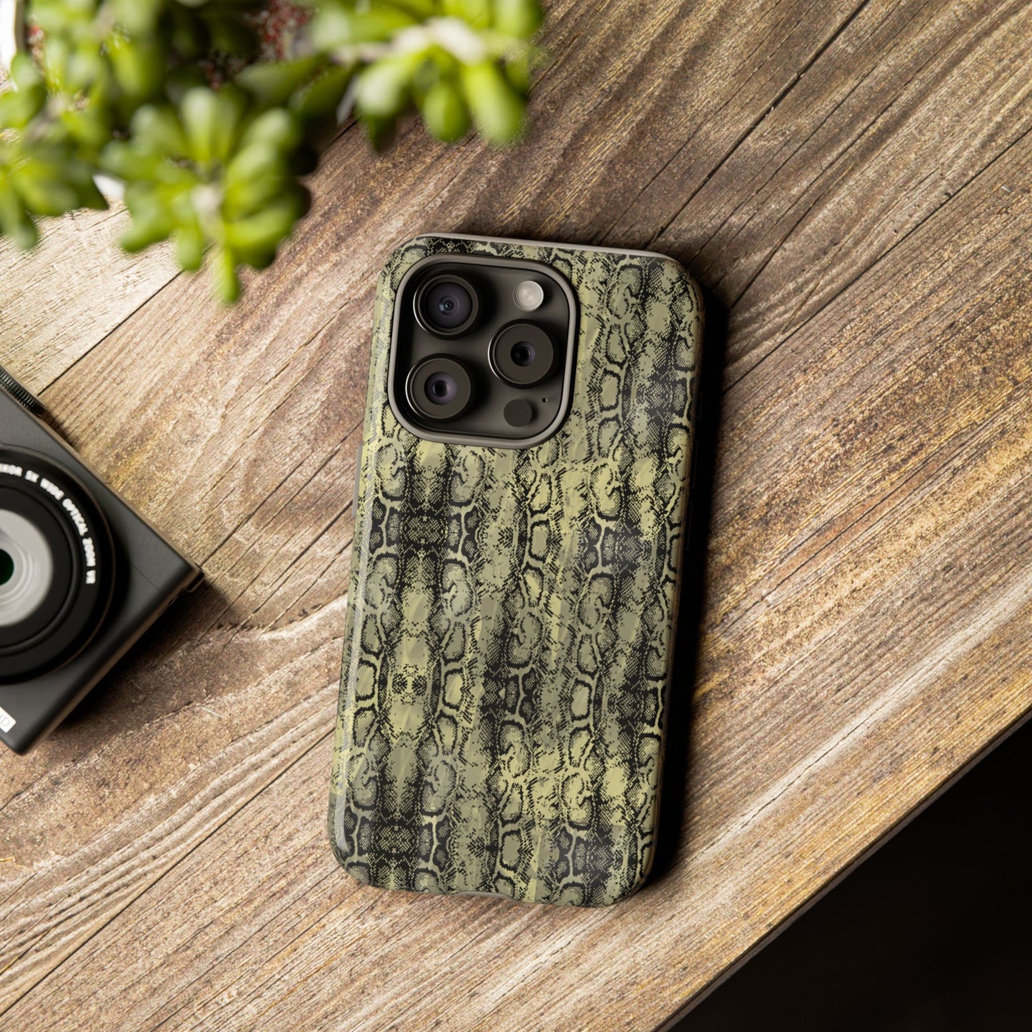 Snake Pattern Phone Case – Tough & Stylish Protection for Your Device  Show off your wild side while keeping your phone protected with this sleek snake pattern case—designed for both fashion and function.