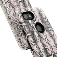 Stylish Snake Print Phone Case - Tough Protection for Trendsetters