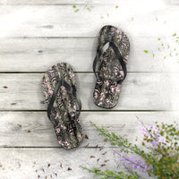 Trendy Pink Camouflage Flip Flops - Stylish Summer Sandals for Casual Wear