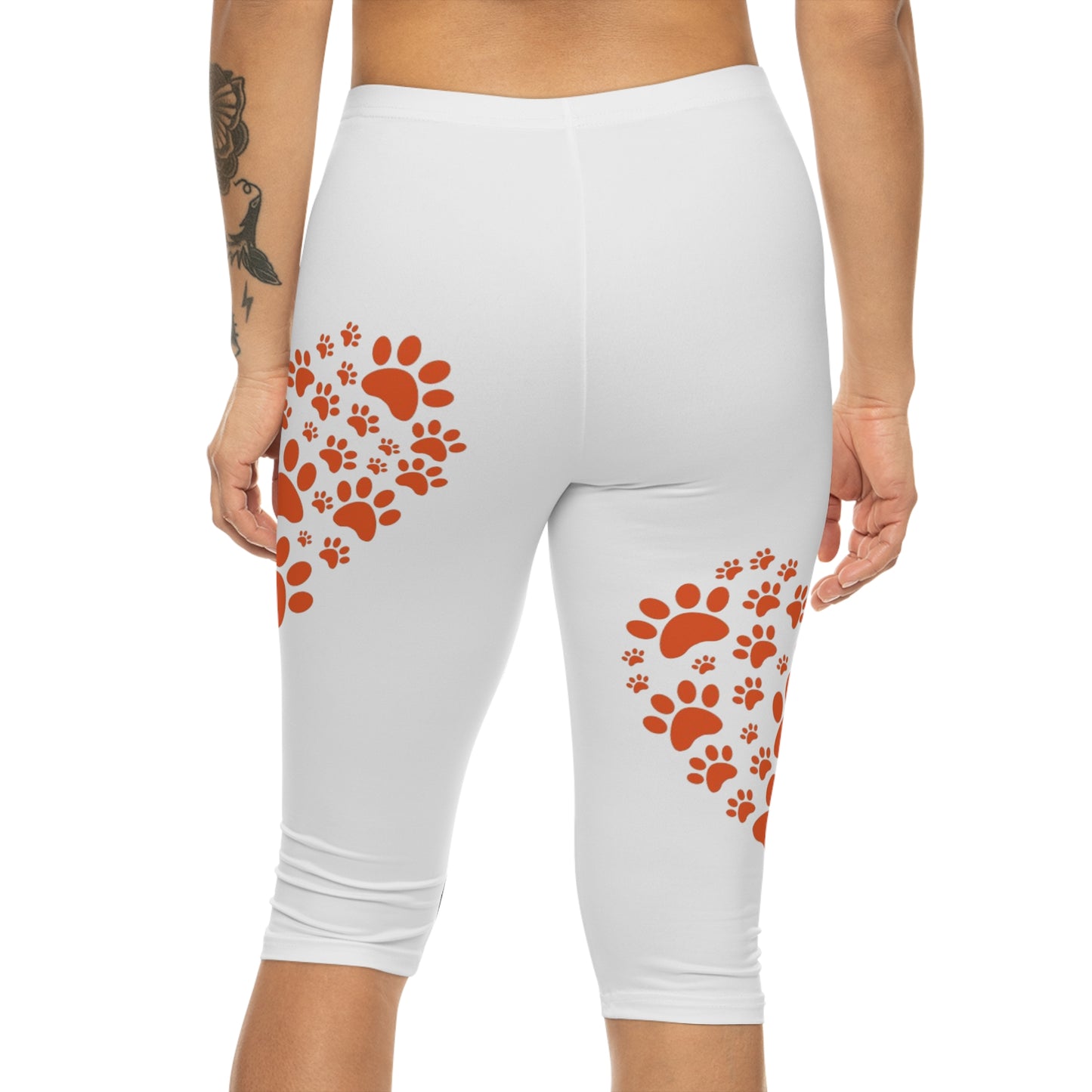 Cute Pet Lover Women’s Capri Leggings with Heart Design