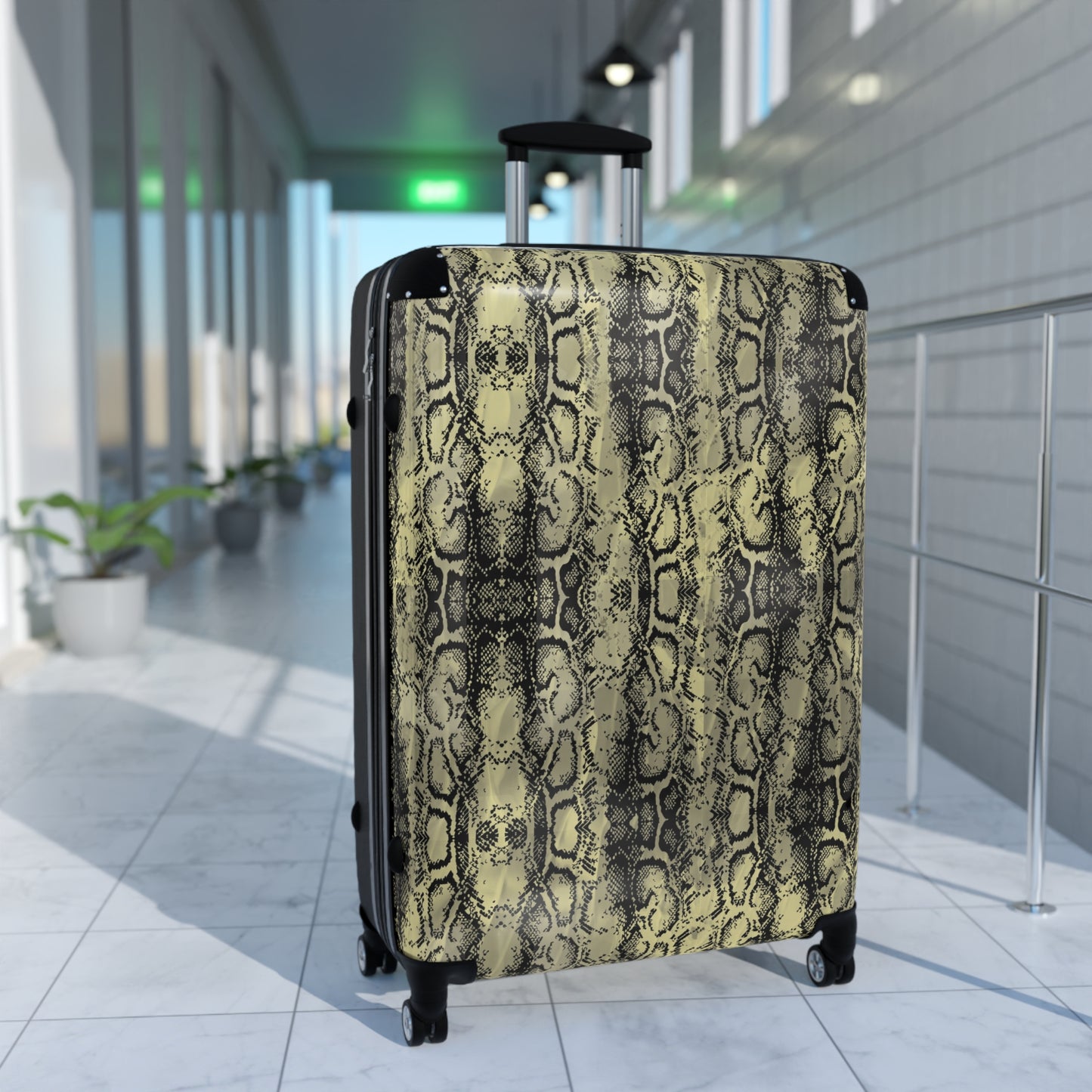 Stylish Snake Print Suitcase – Trendy Luggage for Fashion-Forward Travelers