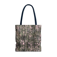 Trendy Camo Tote Bag - Stylish and Versatile Carryall