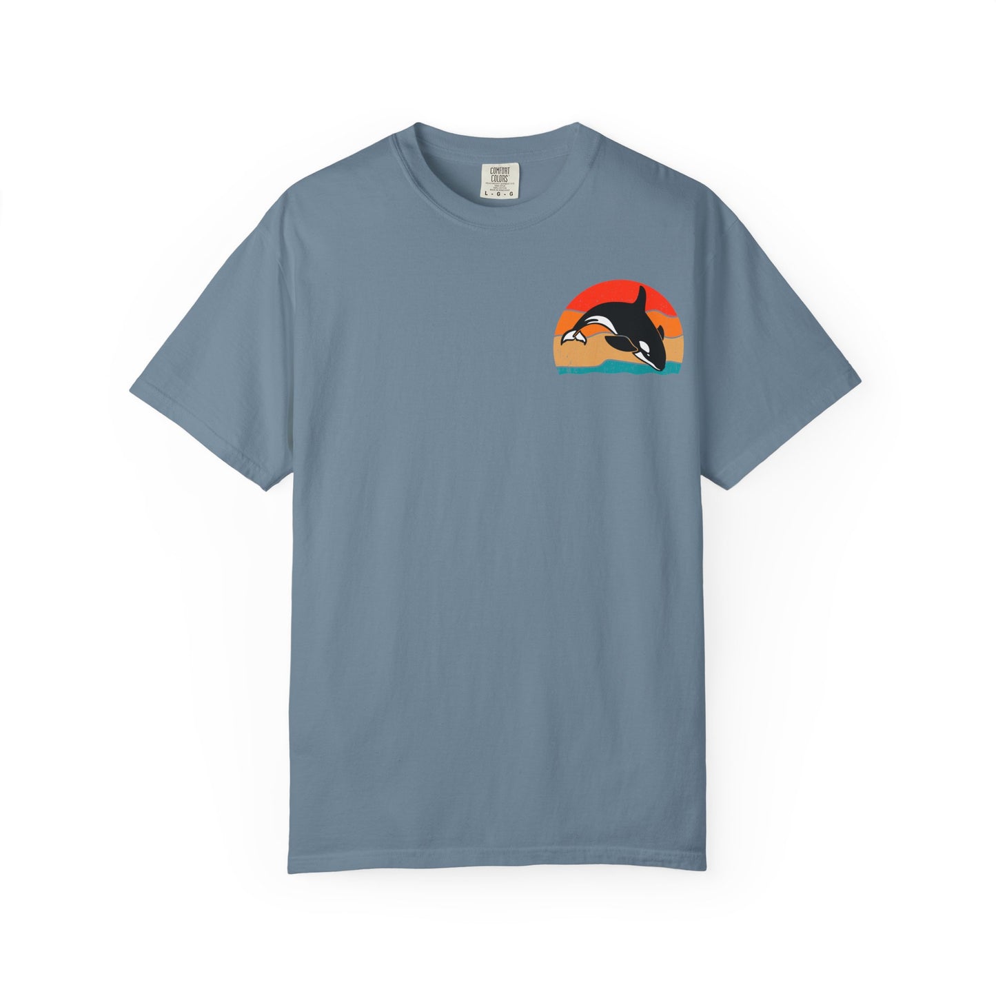 Ocean Sunset Orca Unisex T-Shirt - Relaxed, Vibrant Beach Vibes