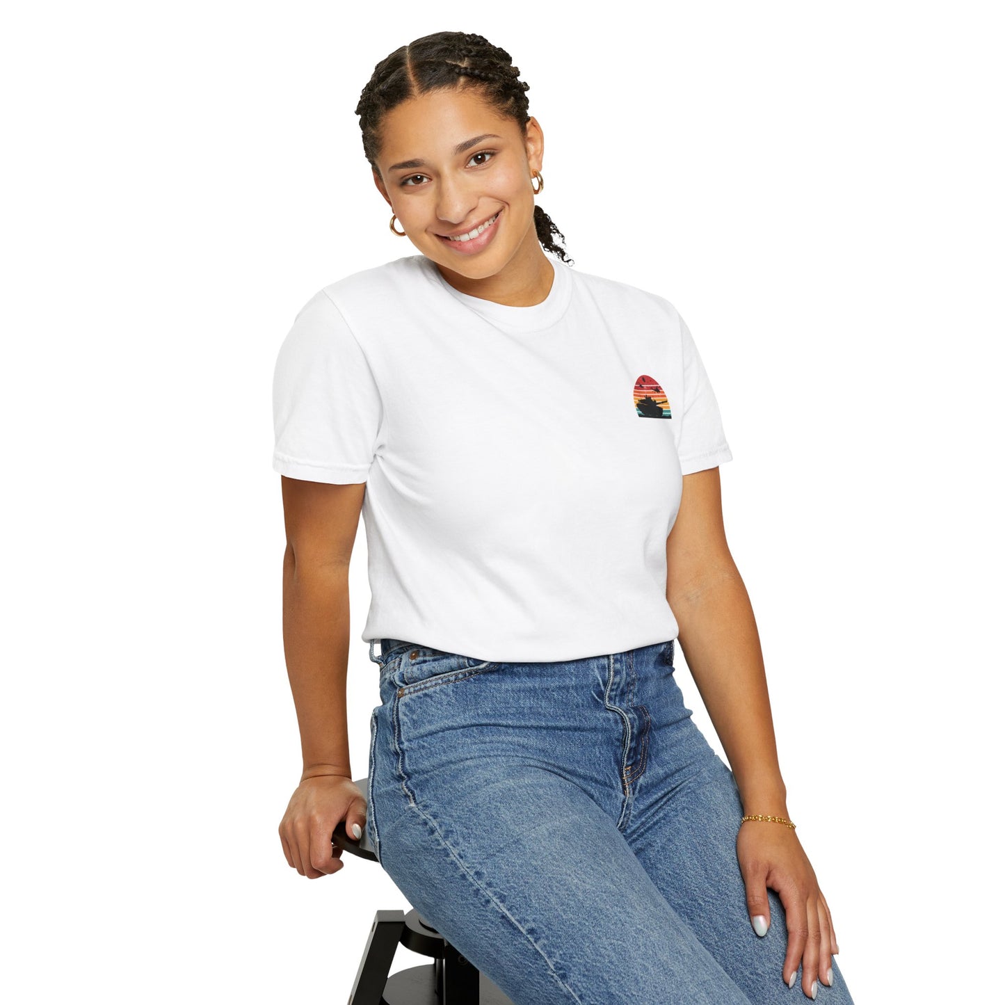 Vintage Sunset Tank Top - Military Inspired Unisex T-Shirt