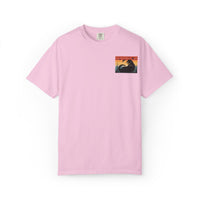 Retro Otter Graphic Unisex T-Shirt – Perfect for Animal Lovers
