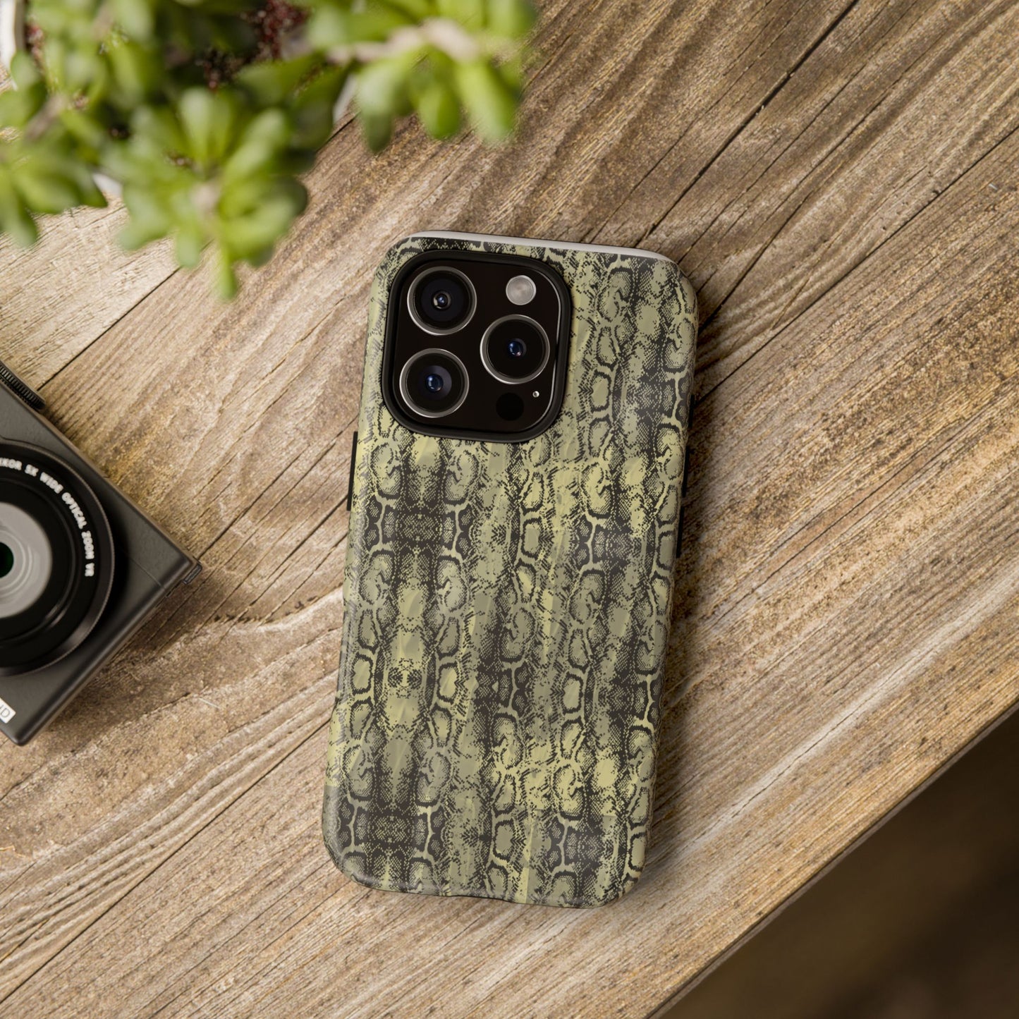 Snake Pattern Phone Case – Tough & Stylish Protection for Your Device  Show off your wild side while keeping your phone protected with this sleek snake pattern case—designed for both fashion and function.
