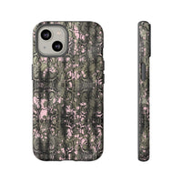 Camo Snake Pattern Phone Case – Rugged Protection Meets Bold Style  Turn heads while protecting your phone with this fierce camo snake pattern case—where urban edge meets outdoor grit.