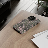 Stylish Snake Print Phone Case for Tough Protection