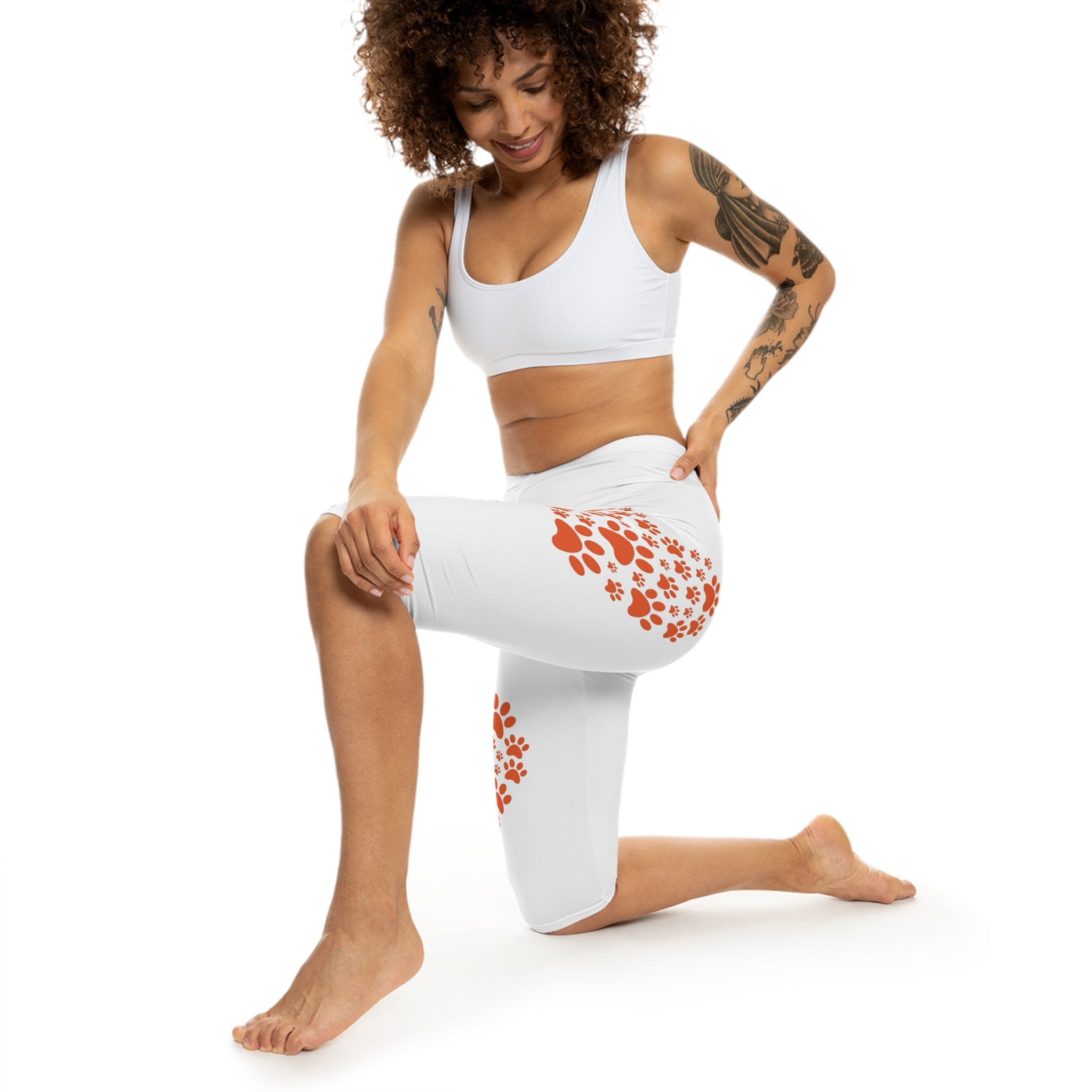 Cute Pet Lover Women’s Capri Leggings with Heart Design