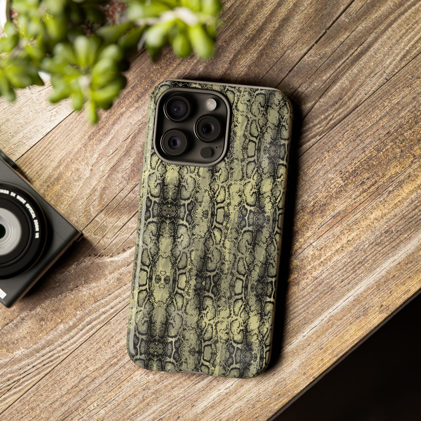 Snake Pattern Phone Case – Tough & Stylish Protection for Your Device  Show off your wild side while keeping your phone protected with this sleek snake pattern case—designed for both fashion and function.