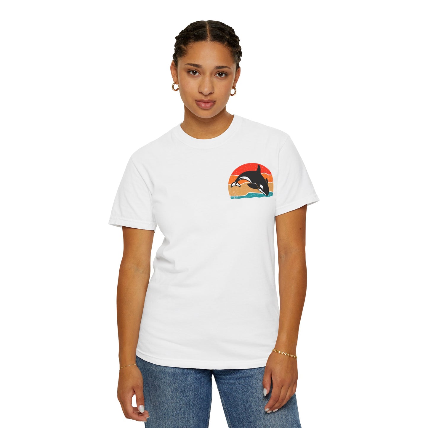 Ocean Sunset Orca Unisex T-Shirt - Relaxed, Vibrant Beach Vibes