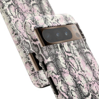 Stylish Snake Print Phone Case - Tough Protection for Trendsetters