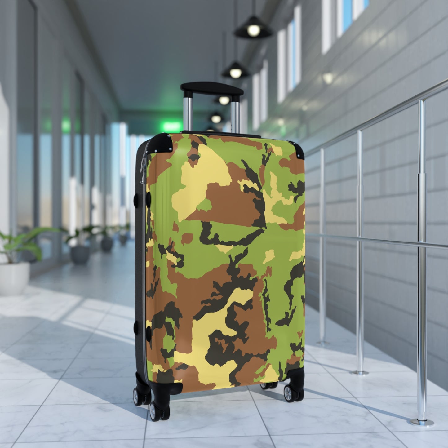 Camo Pattern Suitcase - Stylish Travel Luggage for Adventurers