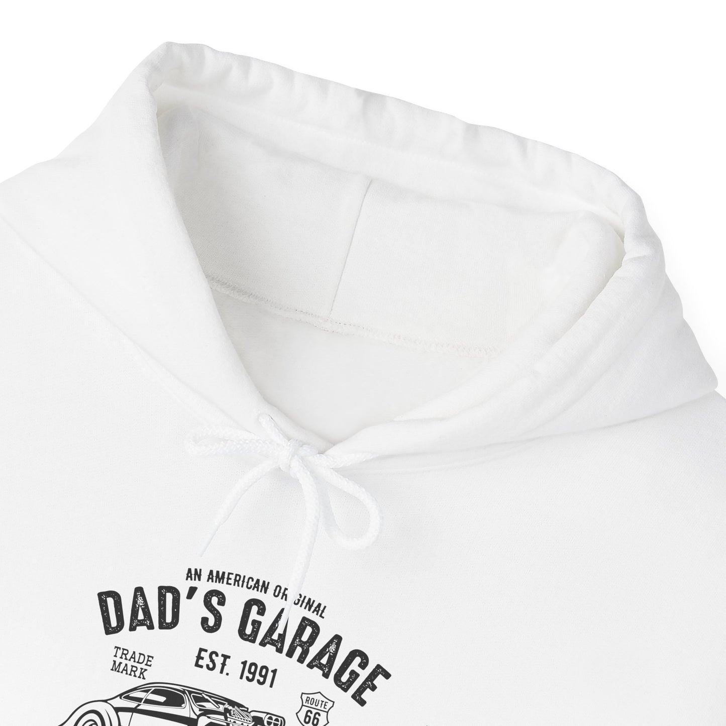Vintage Dad's Garage Hoodie - Unisex Heavy Blend Sweatshirt