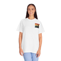 Retro Otter Graphic Unisex T-Shirt – Perfect for Animal Lovers