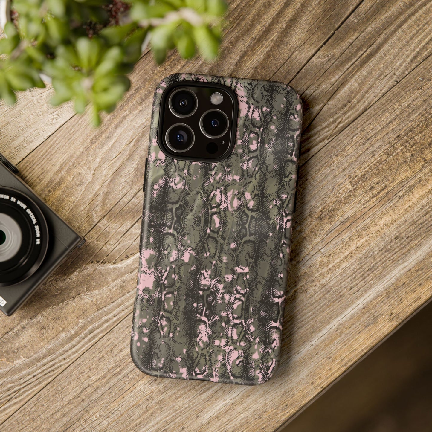 Stylish Snake Print Phone Case for Tough Protection