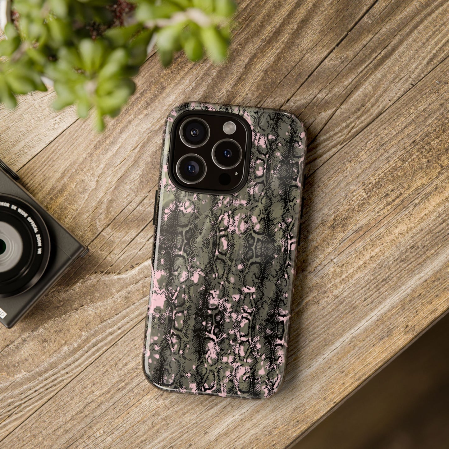 Stylish Snake Print Phone Case for Tough Protection